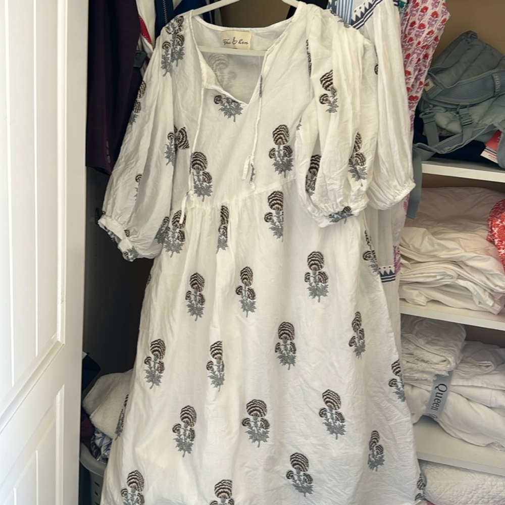 Fox and hen dress